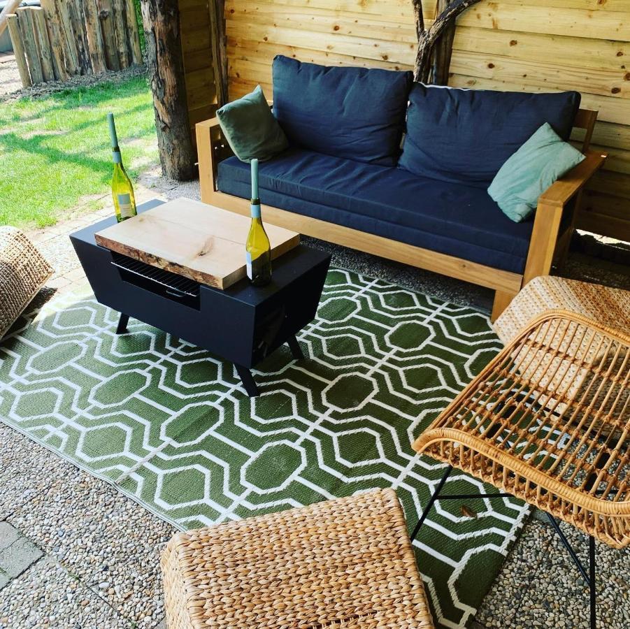 "Zeelandzon" Holiday Home By The Lake With Jacuzzi And Sauna Herkingen エクステリア 写真